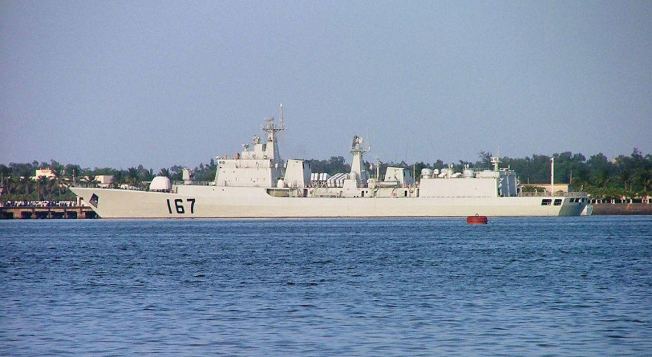 海军167深圳舰最新改装动态 主桅杆已拆除