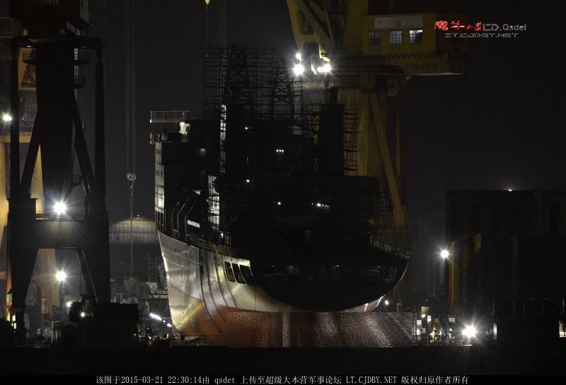简氏:中国两艘904改型补给舰下水 支持南海基地_手机新浪网