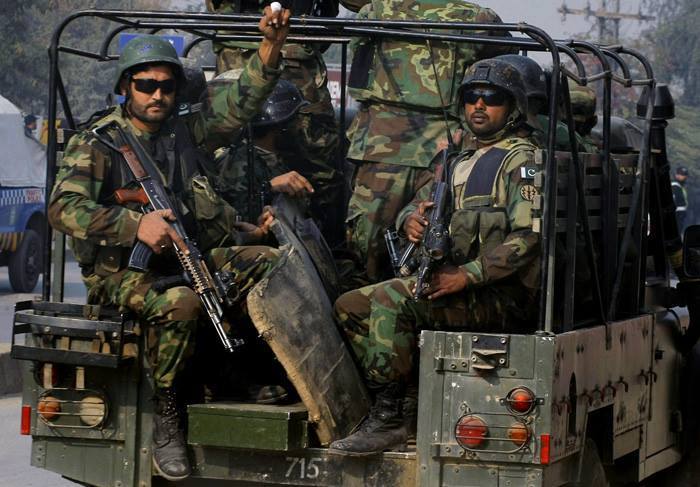 巴基斯坦特种部队装备图片
