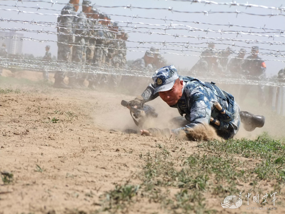 空军部队真是大手笔:一下培训出千名带兵骨干