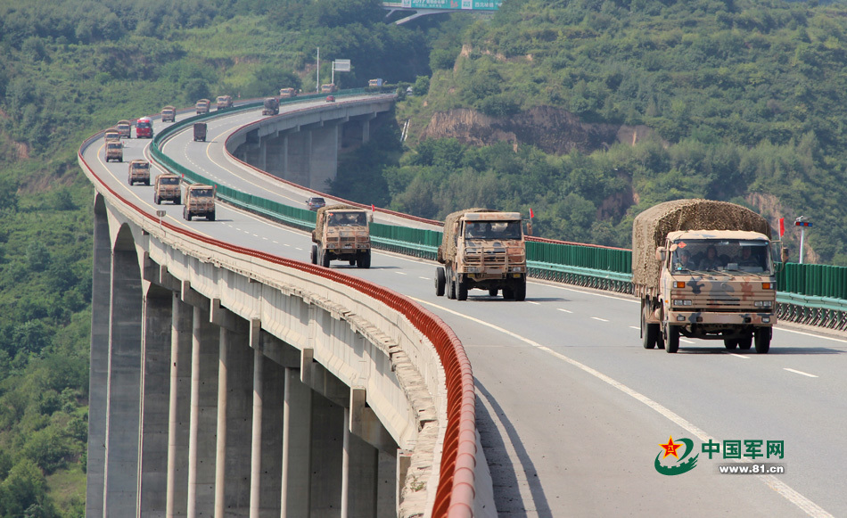 7月15日8时整,随着导演部下发进入一级战备的命令,"火力-2015o青铜峡c