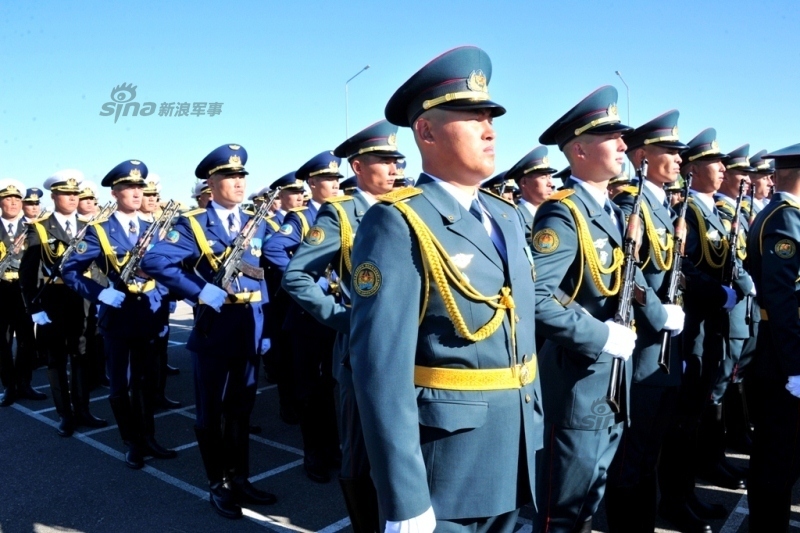 哈萨克斯坦三军仪仗队将启程赴华参加阅兵式