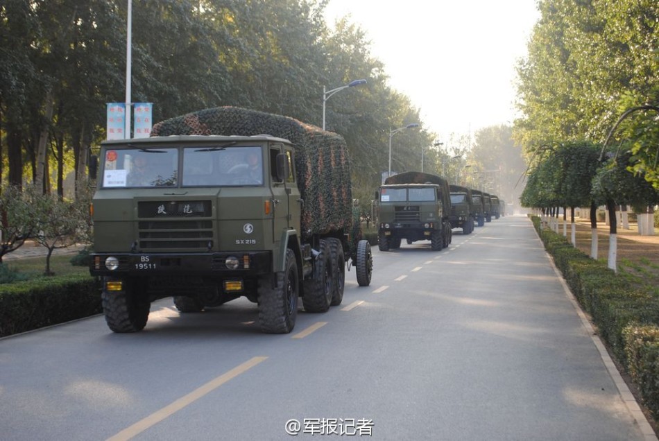 北京卫戍区装甲部队实战拉动