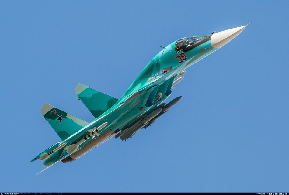 苏霍伊公司苏-34鸭嘴兽战机唯美空中大片儿