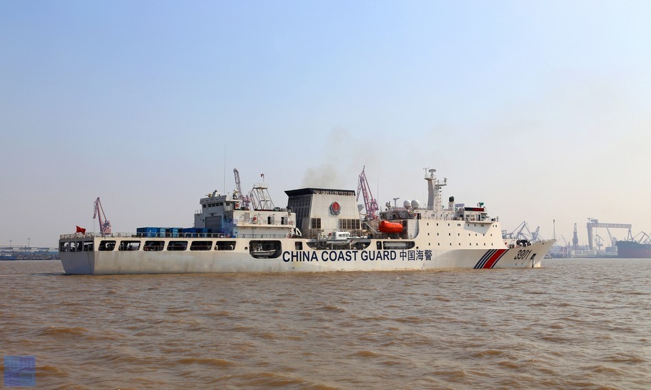 船形好帅啊第二艘国产万吨级海警船出厂