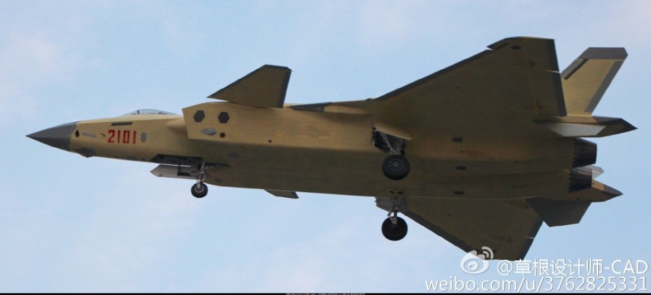 菊花很漂亮:黄皮歼20试飞连拍高清照美翻了