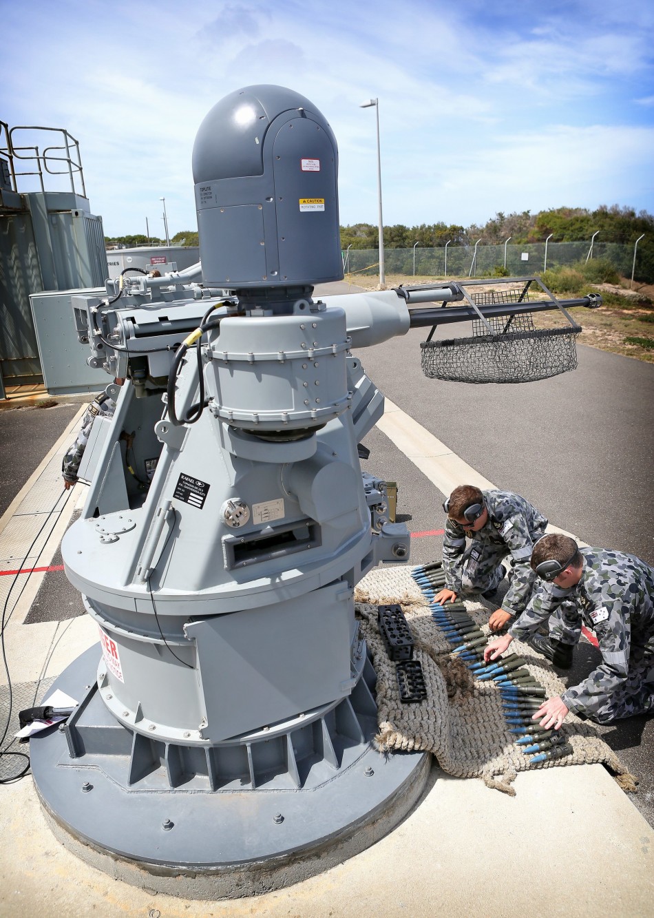 舰炮在陆地上射击威力咋样超级霸气