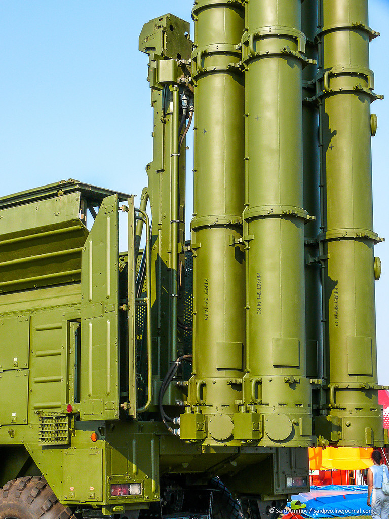 光看外形就被吓到了:俄陆基巡航导弹出来作秀