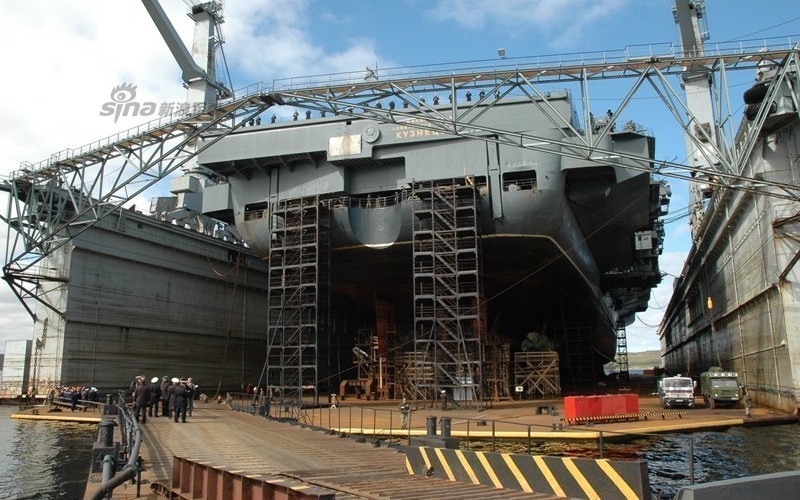 猛图来了!网友拍到中国首艘自航浮船坞华船1号