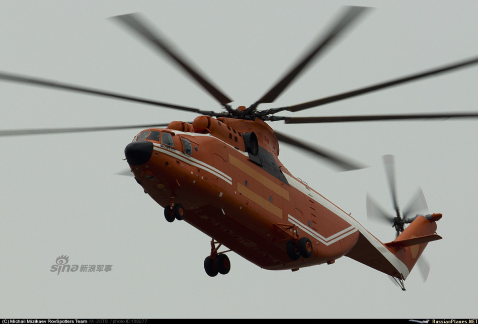 会飞行的消防车!中国武警再添一架米26直升机