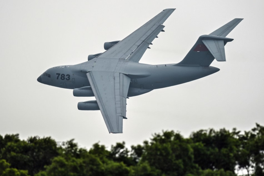 霸气逼人:庆祝国产运20大型运输机正式服役!