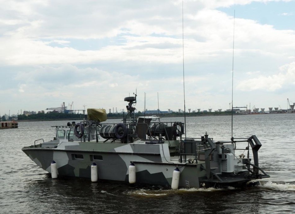 谁说俄罗斯不山寨?bk-16特战艇直接克隆原版