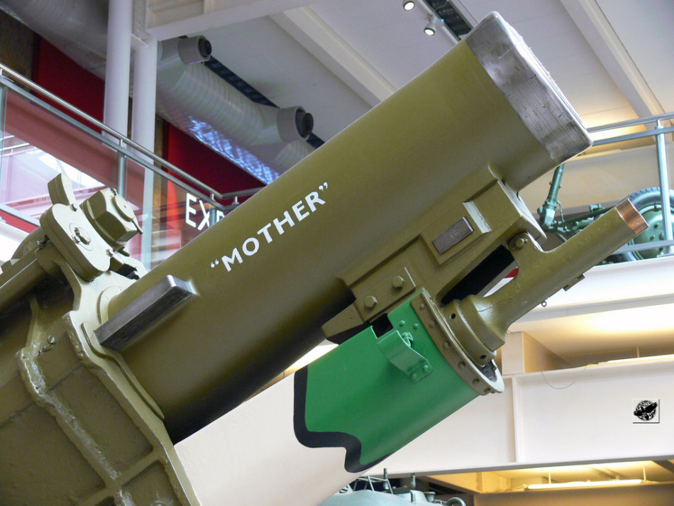 1 / 15 图为英国的bl 9.2-inch型榴弹炮,该型榴弹炮是在1913年设计的.