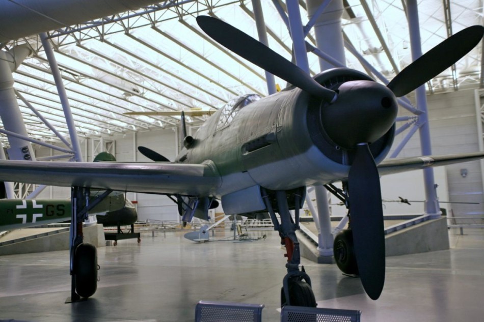 来自德国的另类设计 细品do 335战斗机