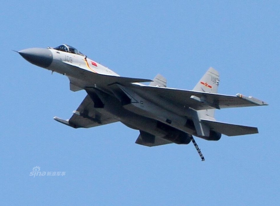 中国歼15也赶上隐形潮 cg准隐形弹射版超鲨曝光_高清图集_新浪网