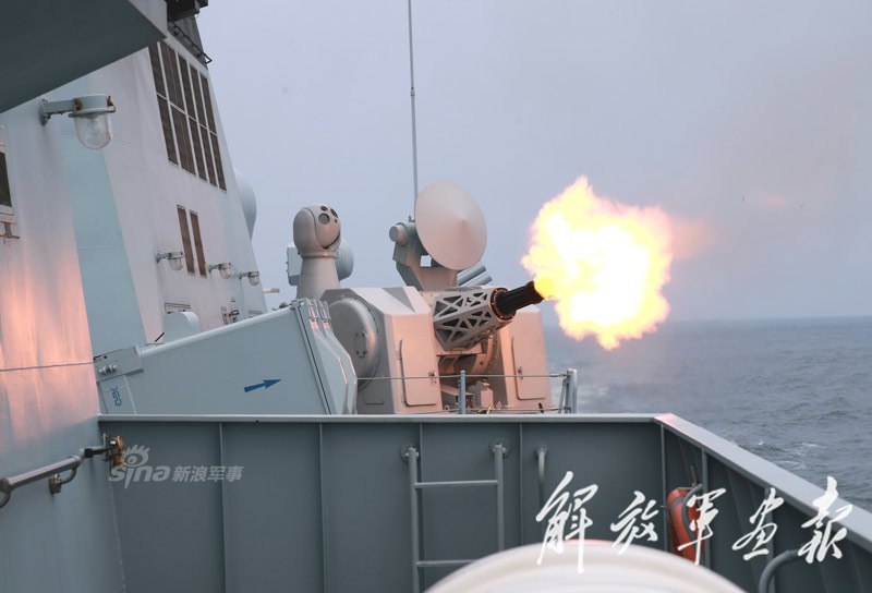 火神的怒火!中国海军最强1130近防炮猛开火_高清图集_新浪网