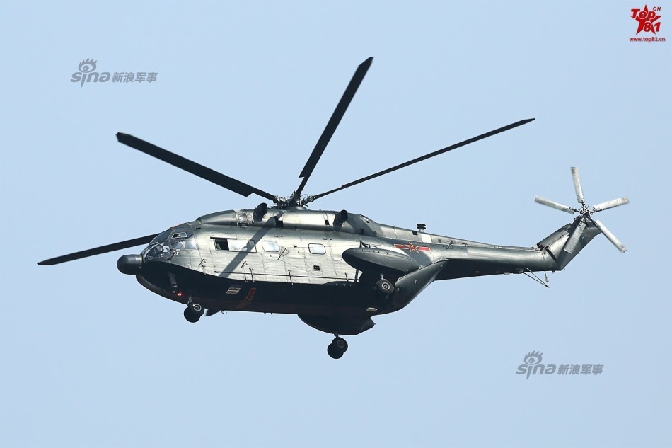 4 / 21 在唐家山堰塞湖的抢险过程中,米-26飞行百余架次,吊运60余台