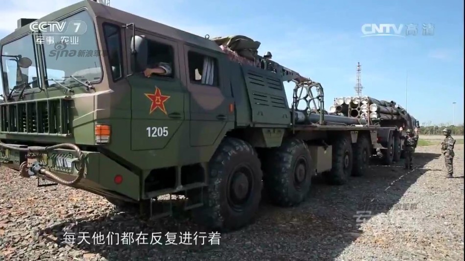对岸你怕不!解放军东部战区射03式远程火箭炮