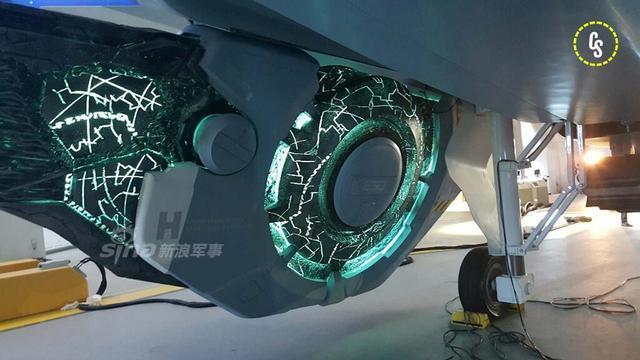 歼20还是t50?美国电影独立日2科幻战斗机像谁