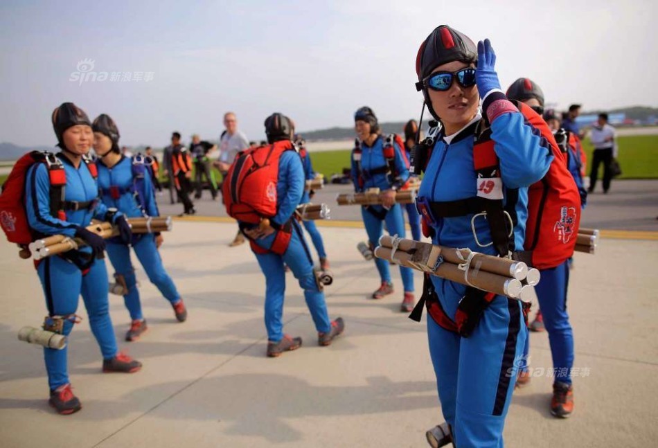 朝鲜航空展f16来助兴?高颜值女飞行员曝光