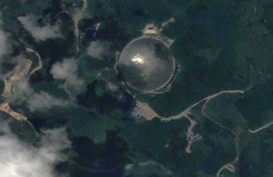 中国卫星拍自家天眼