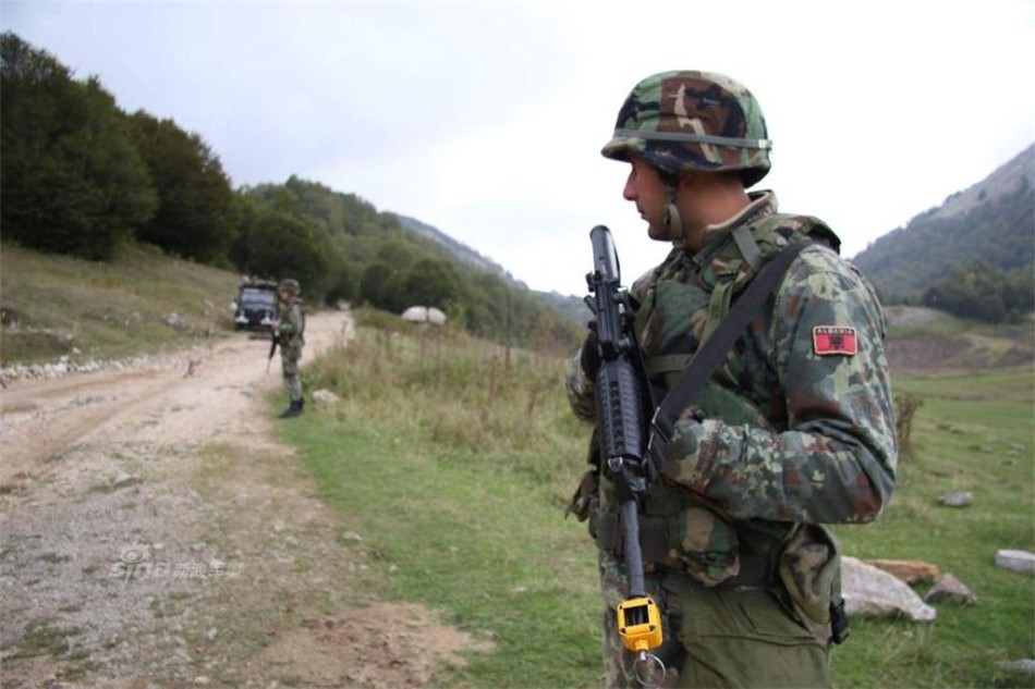 阿尔巴尼亚军队彻底弃中国武器:曾是兄弟国家