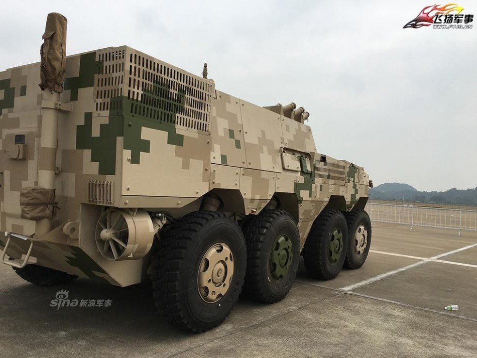 17 / 22 国产8x8轮式装甲运输车 260   美军科幻战舰ddg1000服役:昂贵