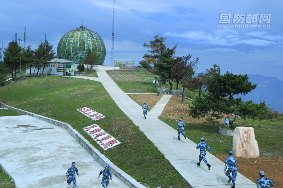 解放军雷达站的神秘大圆球内部原来是这样的