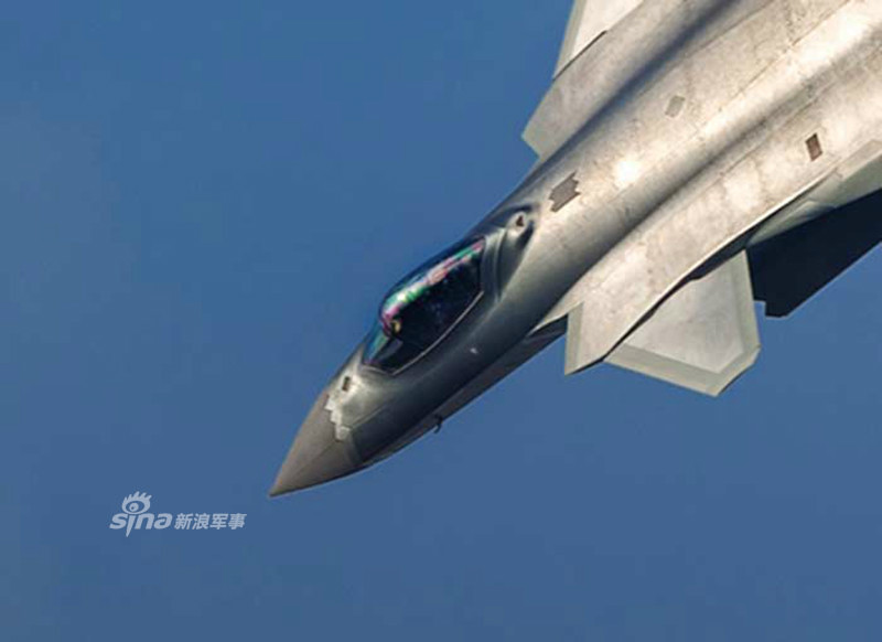 歼20内藏式机炮位置或曝光:美俄五代战机均有