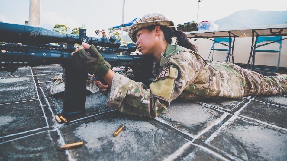 台湾首曝女双狙人:中看不中用的台军特种部队