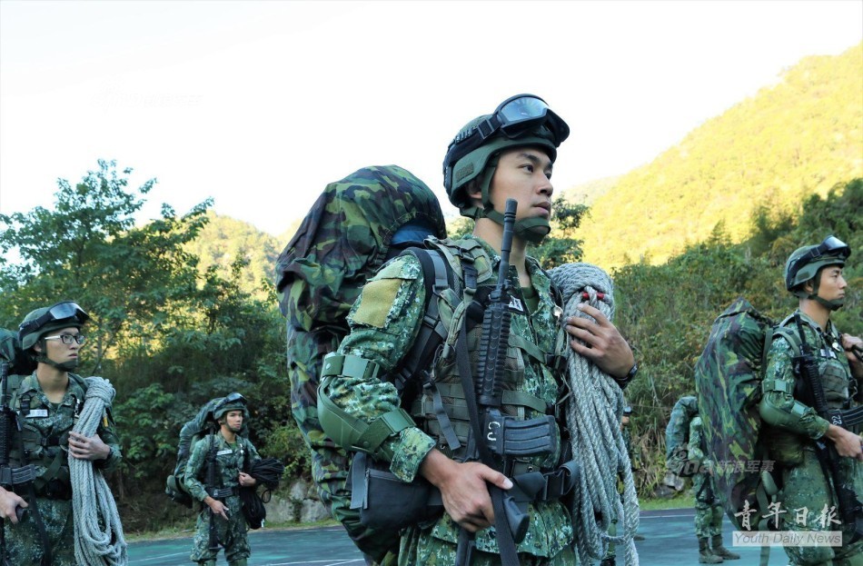 跑点步就怕冷了,台湾冷吗?台军还吹体能测试