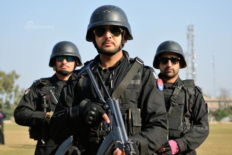 中巴友谊万岁!巴铁建特种部队保中国人员安全