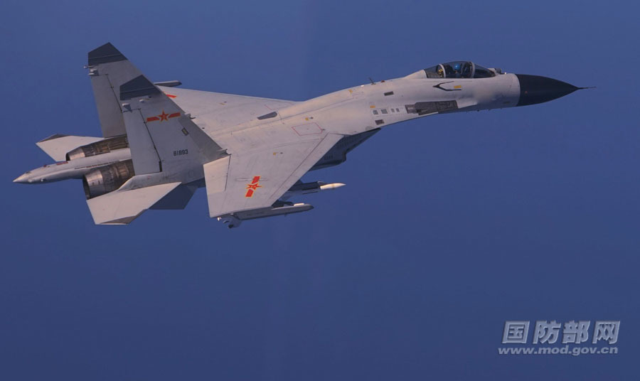 美军还想夺岛?解放军海航歼11bh南海对抗演练
