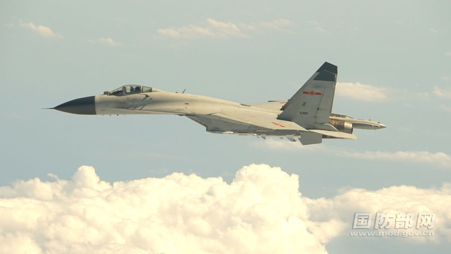 美军还想夺岛?解放军海航歼11bh南海对抗演练