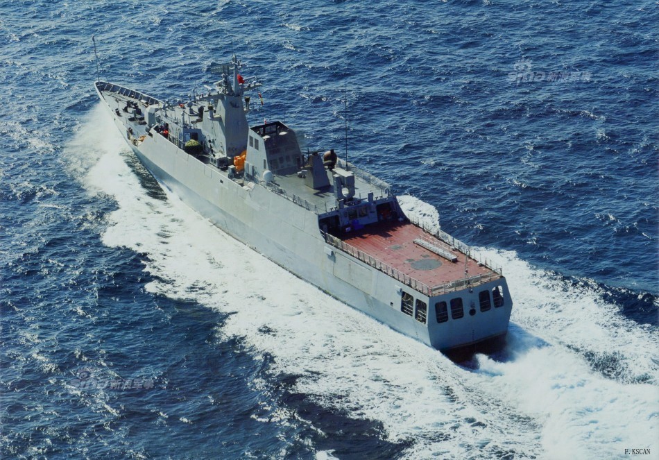 与此同时,与100多艘的056型护卫舰规模相比,在任务性质上和056型护卫