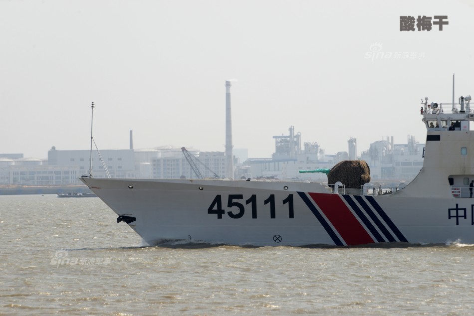 装76毫米舰炮!中国两艘718b型海警船海上交汇