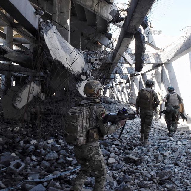 07淘宝蓝色迷彩大疆无人机助伊拉克军打巷战