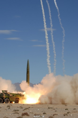 二炮攻击台湾五战法曝光 甘肃建台军基地1:1模型