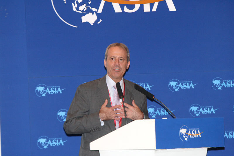 奥美公关国际集团亚太区行政总裁柯锐思主持午餐会