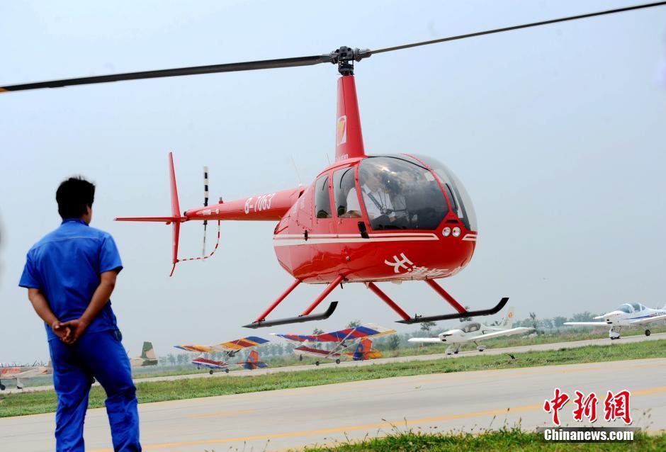 7月12日,天津首家可供业余飞行爱好者参与飞行,并可考取飞机私人驾驶