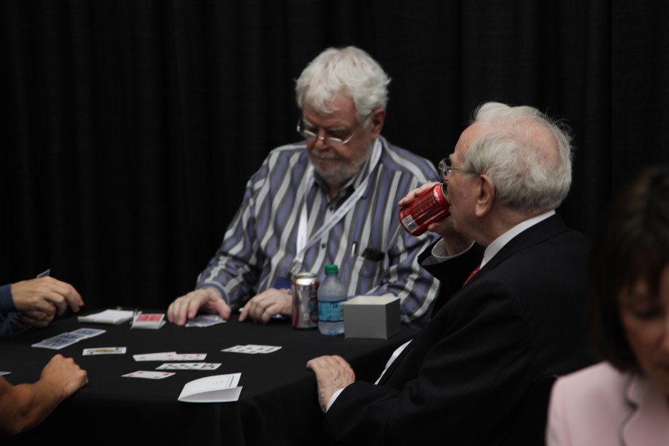 巴菲特与比尔-盖茨打桥牌_高清图集_新浪网