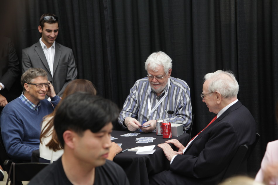 巴菲特与比尔-盖茨打桥牌