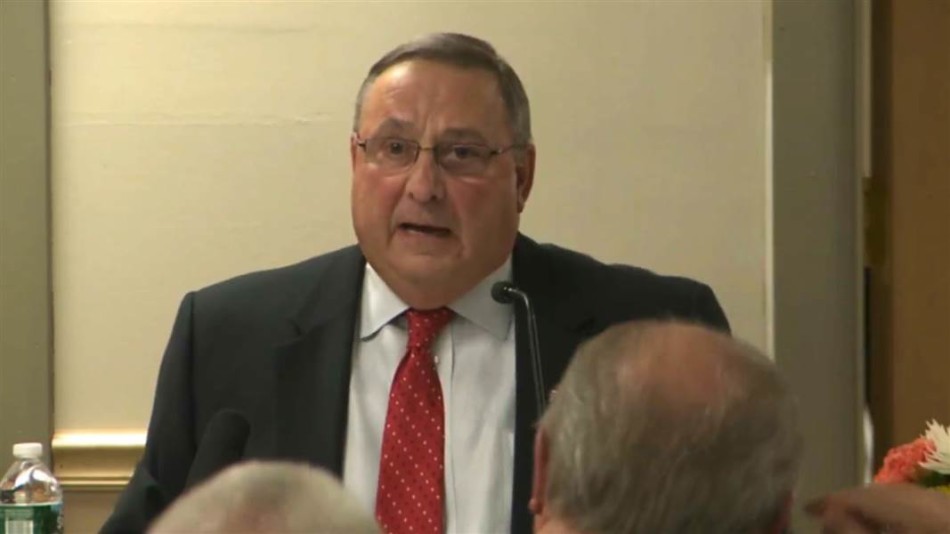 美国缅因州第一夫人餐馆打工