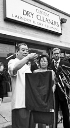 美国法官因干洗店弄丢裤子索赔数千万美元败诉