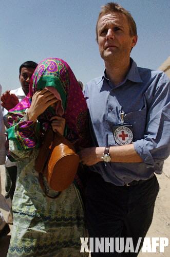 塔利班已释放3名韩国女人质,并将她们交给了参与解决人质事件的加兹尼