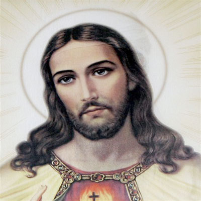 图片显示拉登"变身"基督耶稣的过程