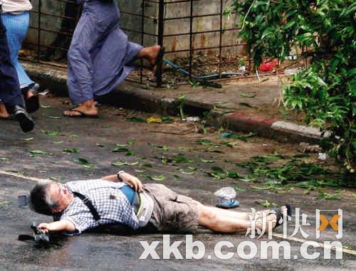 日本记者缅甸中枪身亡