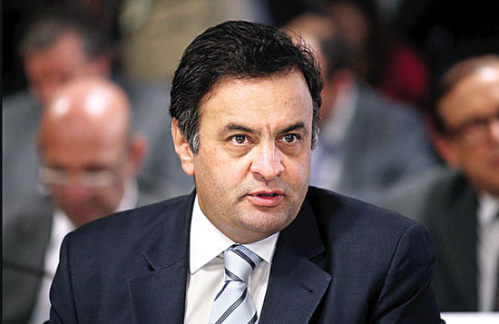 巴西总统打电话拨不通摔电话