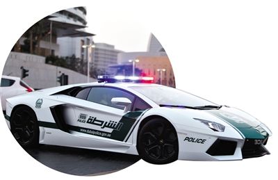 警车。