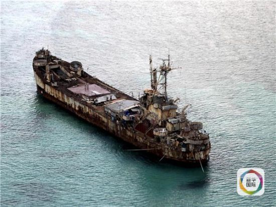 图为已经成为废铁的“马德雷山”号，来源新华/路透。